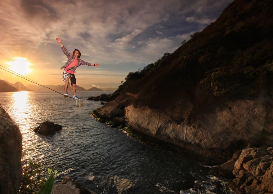 I Capture Breathtaking Moments With High-Line Climbers In Beautiful Sunrises I Capture Breathtaking Moments With High-Line Climbers In Beautiful Sunrises