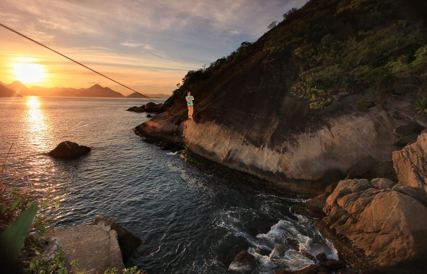 I Capture Breathtaking Moments With High-Line Climbers In Beautiful Sunrises