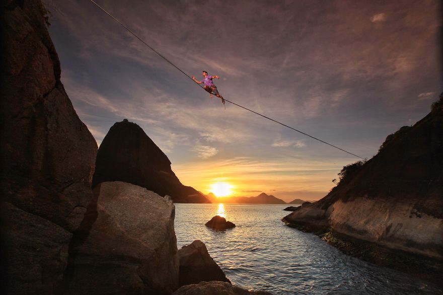 I Capture Breathtaking Moments With High-Line Climbers In Beautiful Sunrises I Capture Breathtaking Moments With High-Line Climbers In Beautiful Sunrises