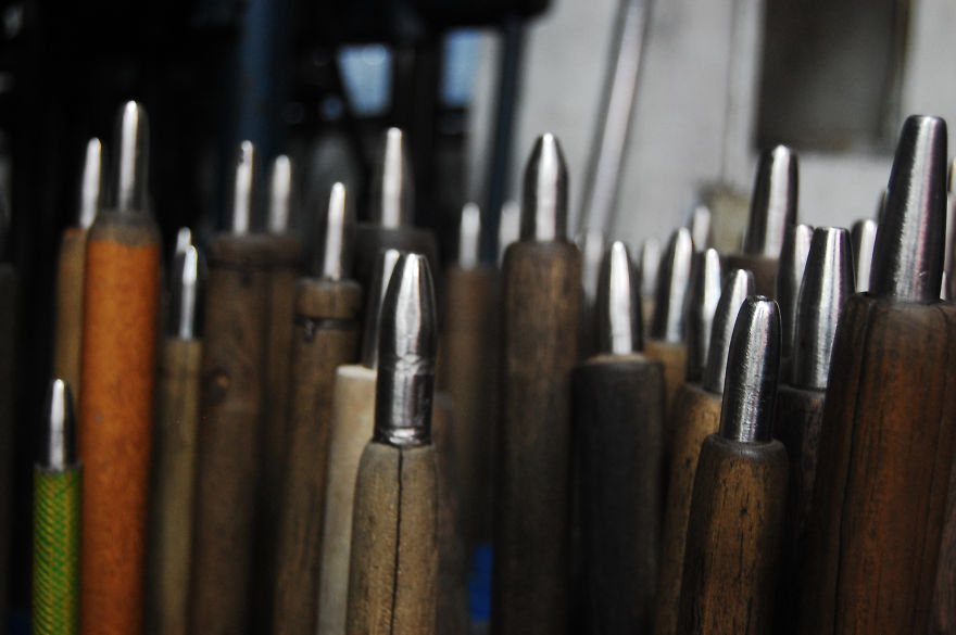 Glass Made Out Of Wood: A Bottle Created In A Tree Trunk
