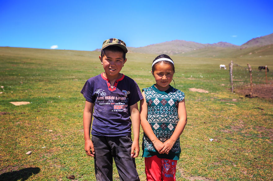 I Crossed Kyrgyzstan With 2 Horses In 6 Weeks I Crossed Kyrgyzstan With 2 Horses In 6 Weeks