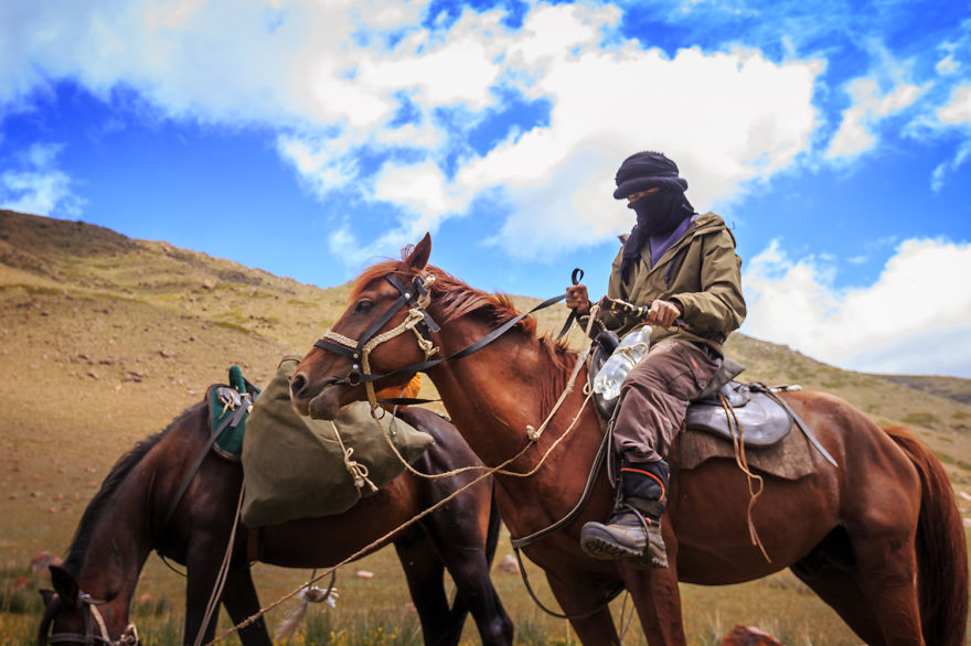 I Crossed Kyrgyzstan With 2 Horses In 6 Weeks I Crossed Kyrgyzstan With 2 Horses In 6 Weeks