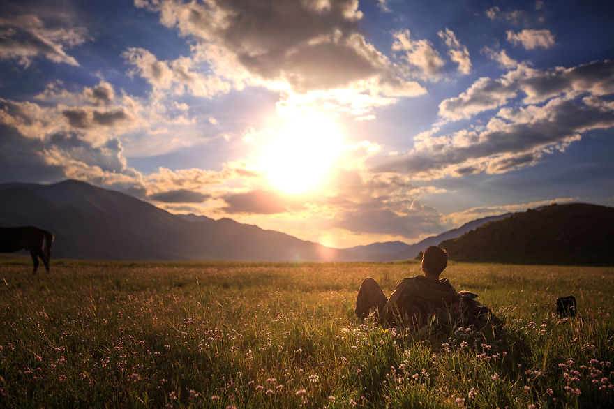 I Crossed Kyrgyzstan With 2 Horses In 6 Weeks I Crossed Kyrgyzstan With 2 Horses In 6 Weeks