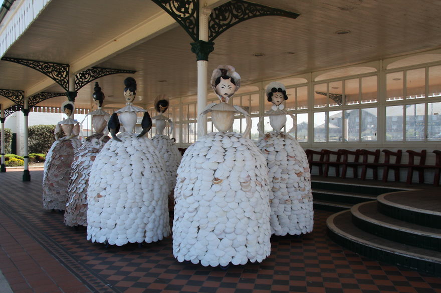 I Made Twelve Life-Sized Ladies From Real Shells I Made Twelve Life-Sized Ladies From Real Shells