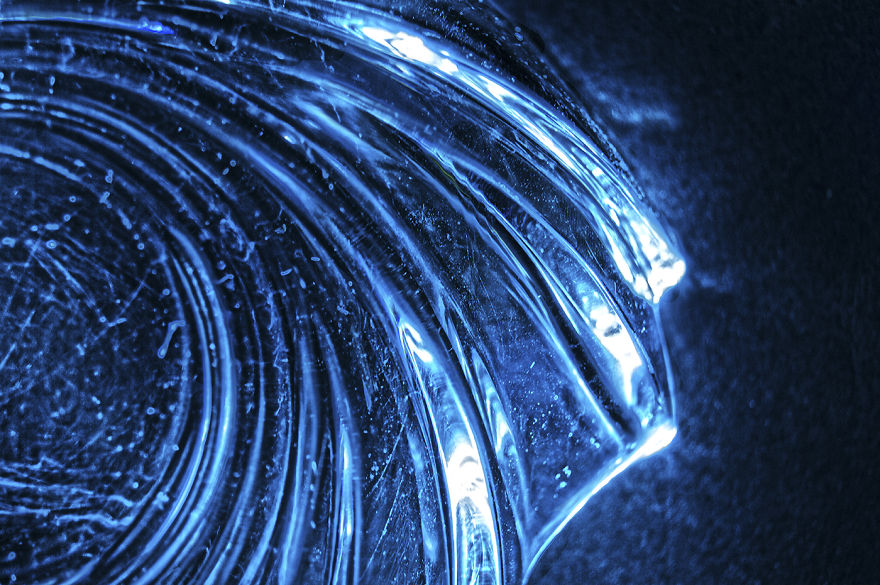 Mysterious Transparency: I Photograph Simple Objects To Show Their Uniqueness Mysterious Transparency: I Photograph Simple Objects To Show Their Uniqueness