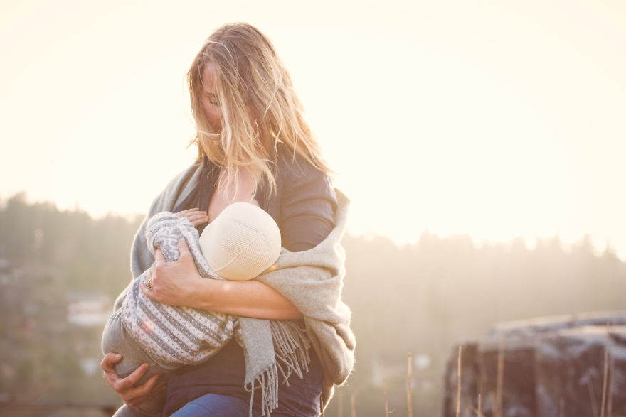 In Honor Of World Breastfeeding Week, I Took These Photos Of Beautiful Mothers