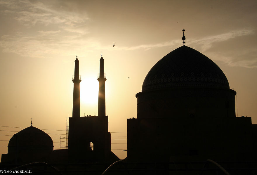 Few Reasons Why You Should Put Iran In Your Bucket List Few Reasons Why You Should Put Iran In Your Bucket List