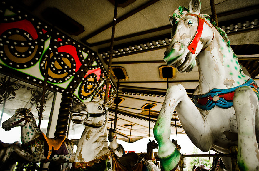 This Abandoned Theme Park In Japan Will Give You Chills