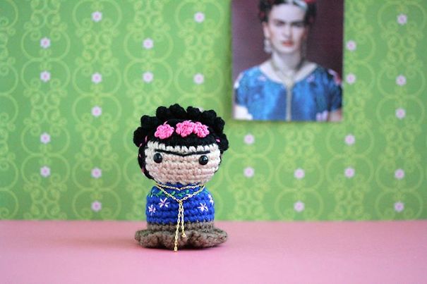 Every Year I Crochet Superheroes And Hide Them In San Diego For People To Find Every Year I Crochet Superheroes And Hide Them In San Diego For People To Find