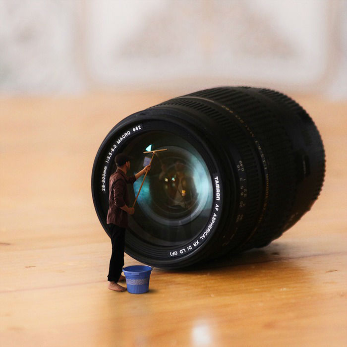 Photographer’s Adventures In A Miniature World