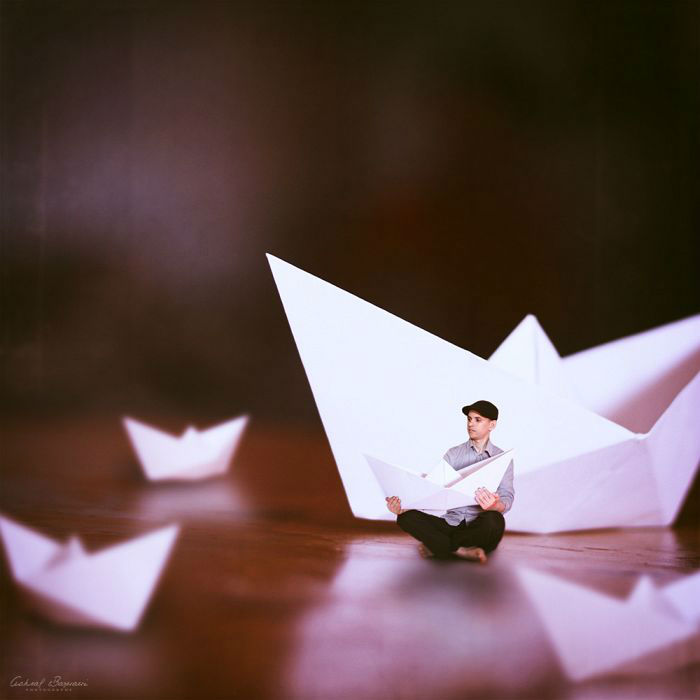 Photographer’s Adventures In A Miniature World