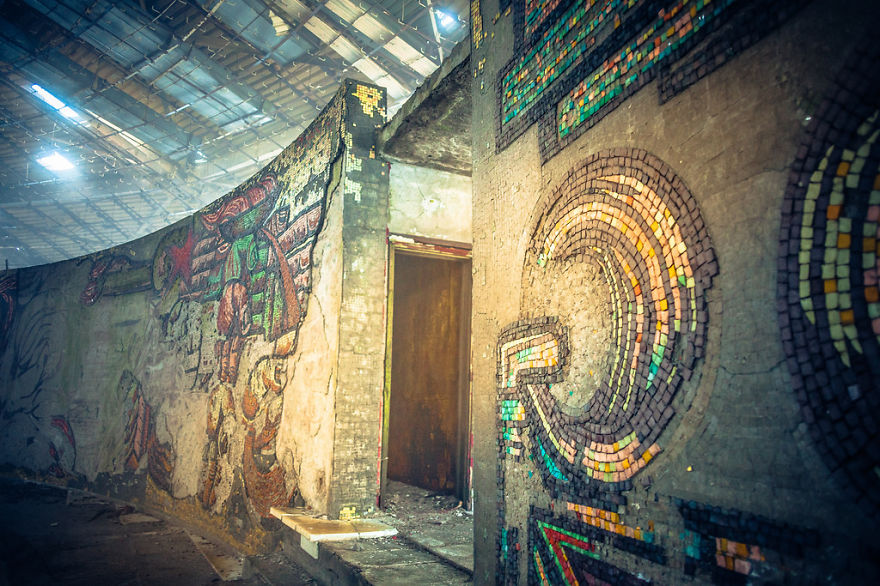 Buzludzha – Rr3 - The Bulgarian Ufo Buzludzha – Rr3 - The Bulgarian Ufo