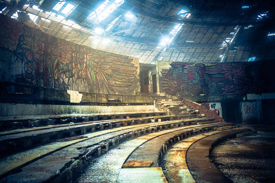 Buzludzha – Rr3 - The Bulgarian Ufo Buzludzha – Rr3 - The Bulgarian Ufo