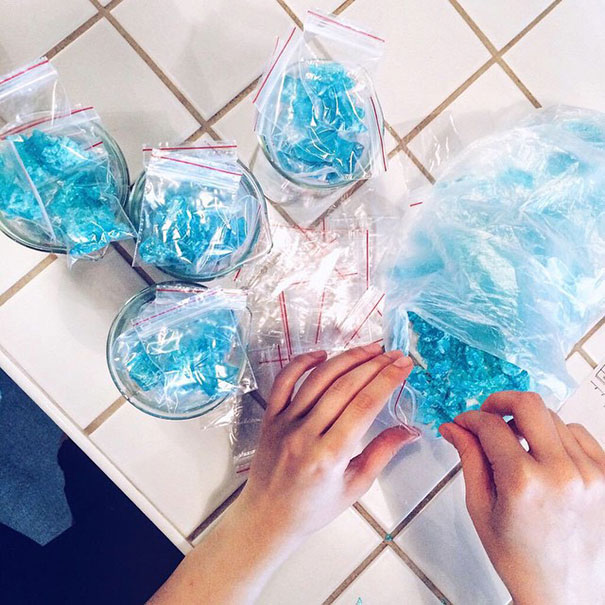 breaking-bad-coffee-shop-deniz-kosan-istanbul-7 breaking-bad-coffee-shop-deniz-kosan-istanbul-7