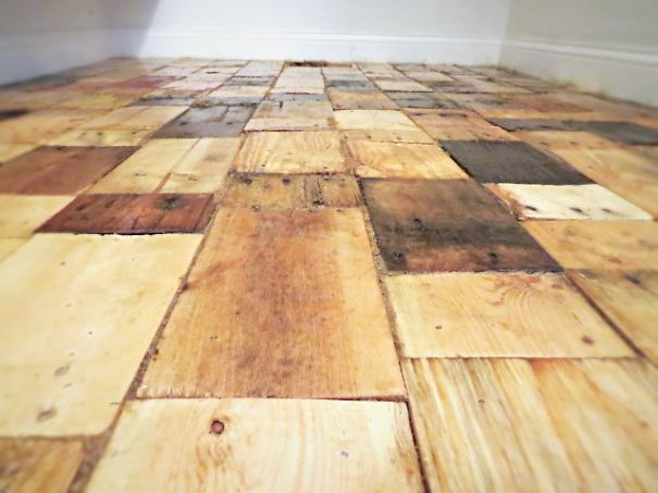 Our DIY Pallet-Wood Floor Cost Only $100 Our DIY Pallet-Wood Floor Cost Only $100