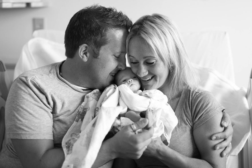 couple-meets-adopted-daughter-newborn-photography-kristen-prosser-8 couple-meets-adopted-daughter-newborn-photography-kristen-prosser-8