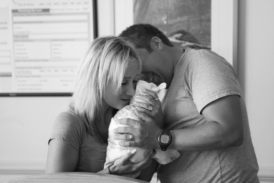 couple-meets-adopted-daughter-newborn-photography-kristen-prosser-9 couple-meets-adopted-daughter-newborn-photography-kristen-prosser-9