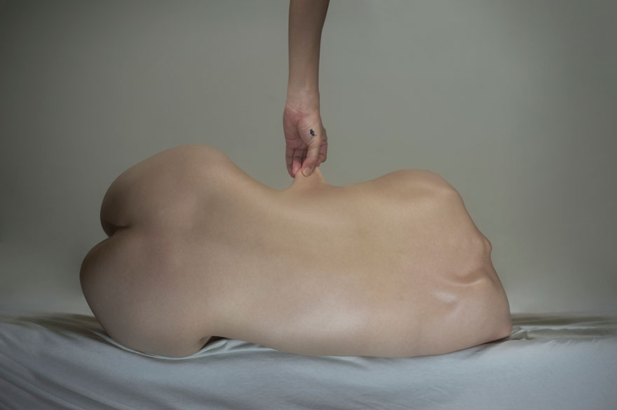 disturbing-womanhood-photography-yung-cheng-lin-9