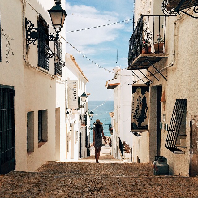 ibm-engineer-quits-job-after-becoming-instagram-famous-croyable-eelco-roos-netherlands-6