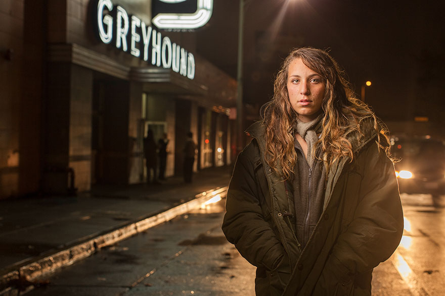 lighting-homeless-people-portraits-underexposed-aaron-draper-17