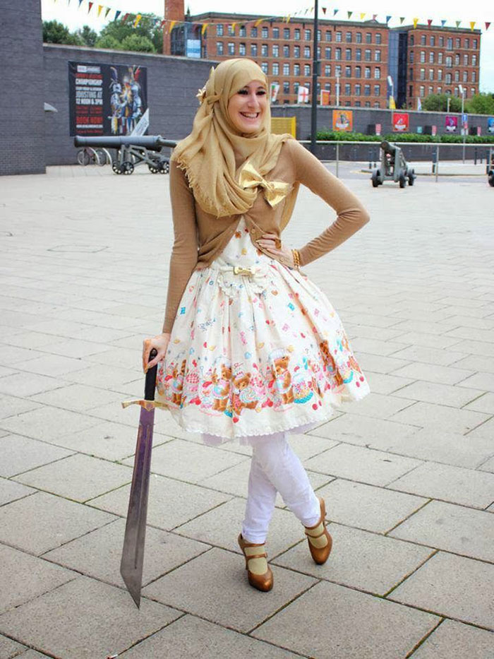 muslim-lolita-hijab-japanese-fashion-anime-23