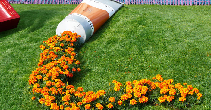 15 Spilled Flower Pots That Turn Your Flowers Into Streams Of Paint