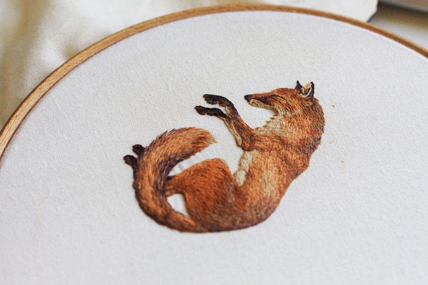 tiny-embroidery-animals-chloe-giordano-6
