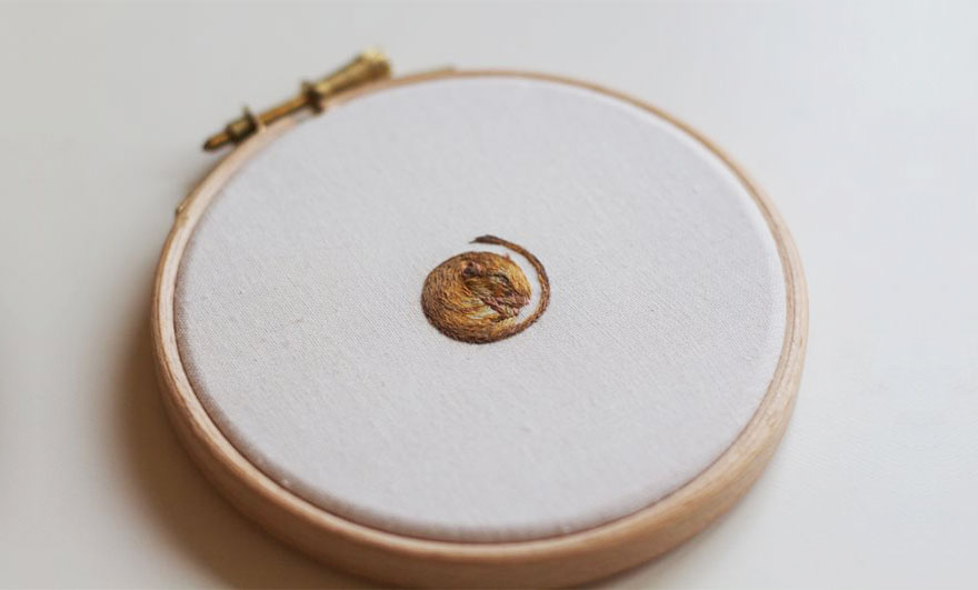 tiny-embroidery-animals-chloe-giordano-7