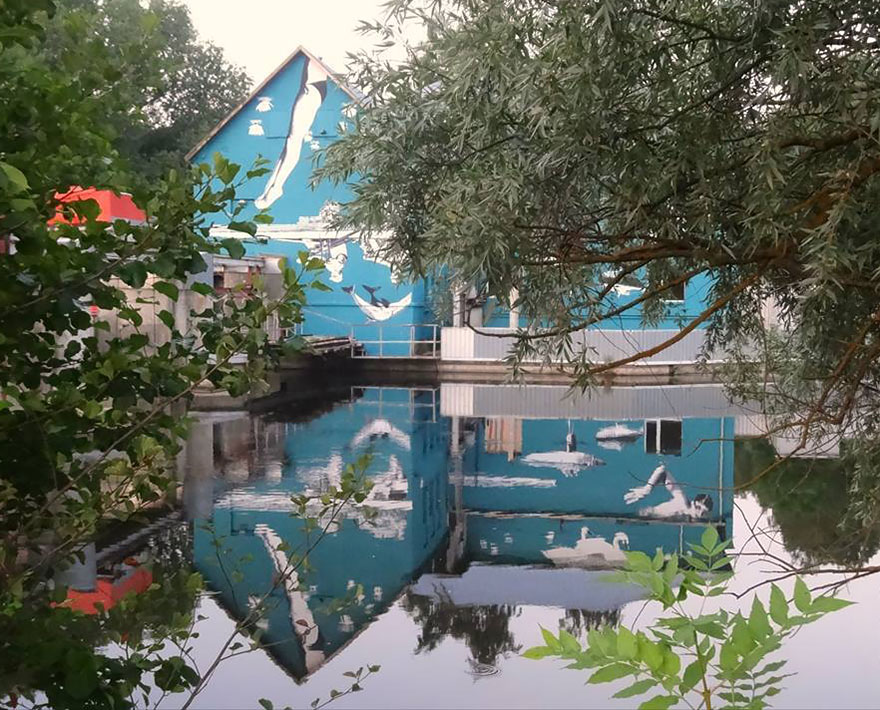 upside-down-street-art-malonny-ray-bartkus-10 upside-down-street-art-malonny-ray-bartkus-10