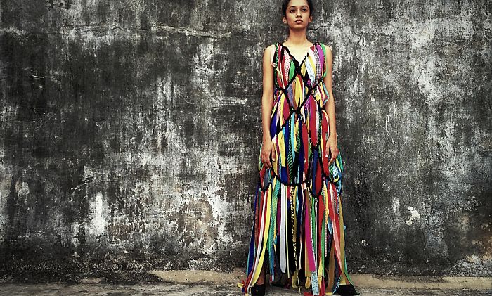 Diy Waste Fabric Curtain That Can Become A Dress