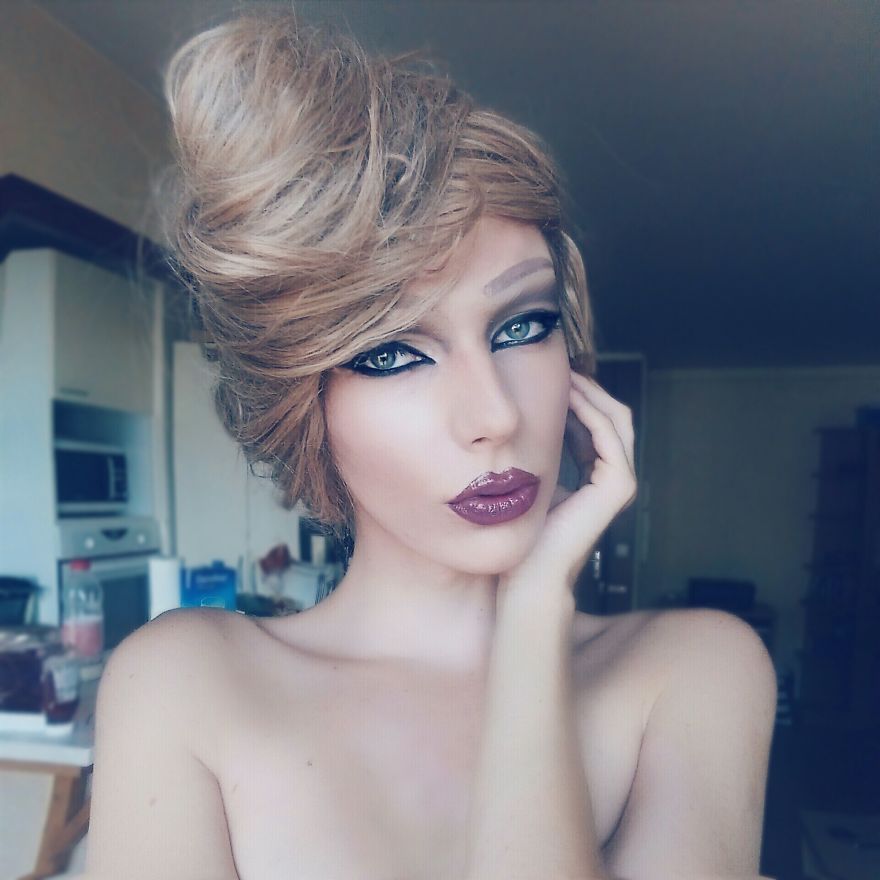 I Transformed Myself Into A Girl With The Power Of Makeup I Transformed Myself Into A Girl With The Power Of Makeup