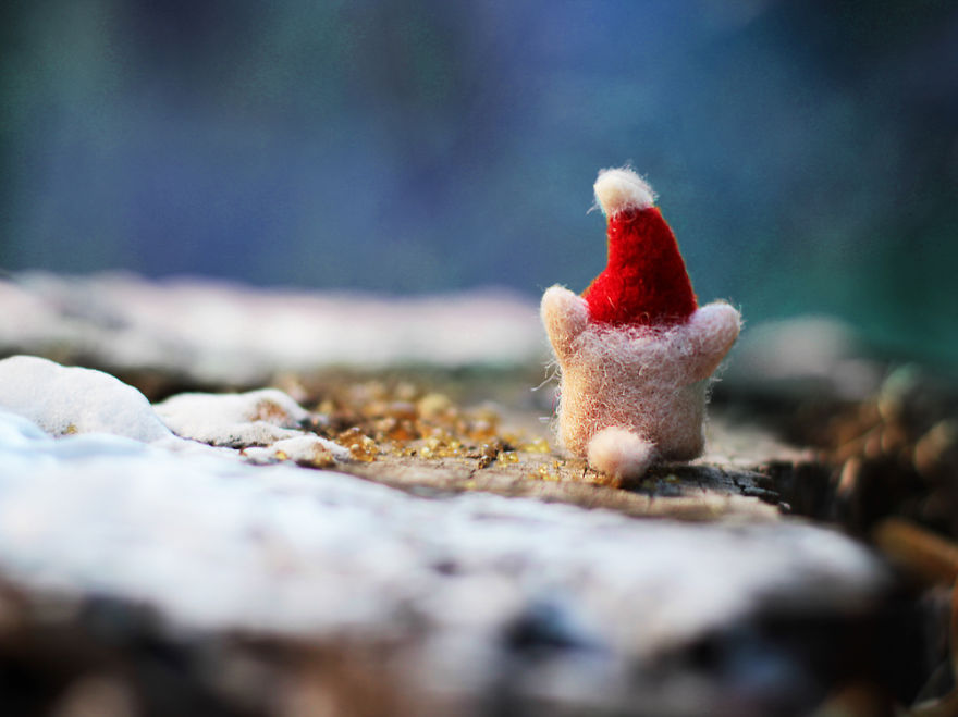 It's Never Too Early To Think About Christmas, So I Made Tiny Woolen Kittens