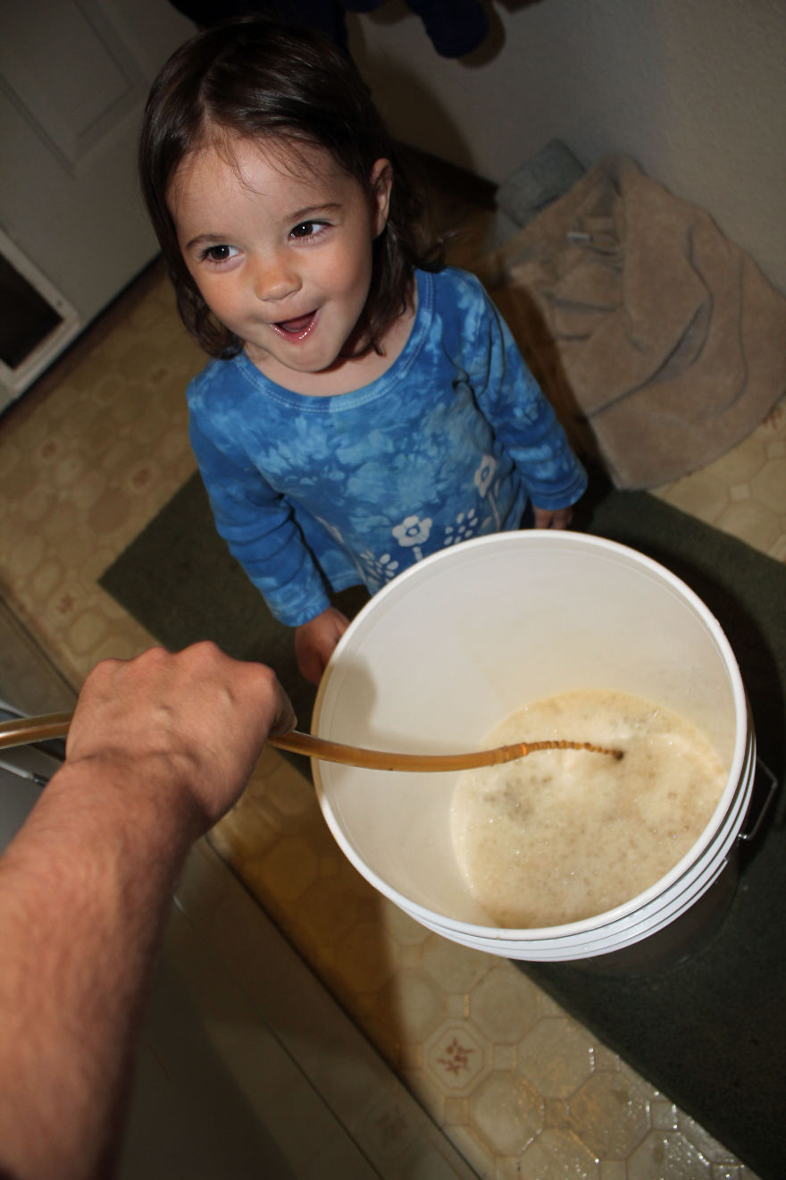 I Fed My Little Girl Meals From 195 Countries & It Was Bonkers Cute I Fed My Little Girl Meals From 195 Countries & It Was Bonkers Cute
