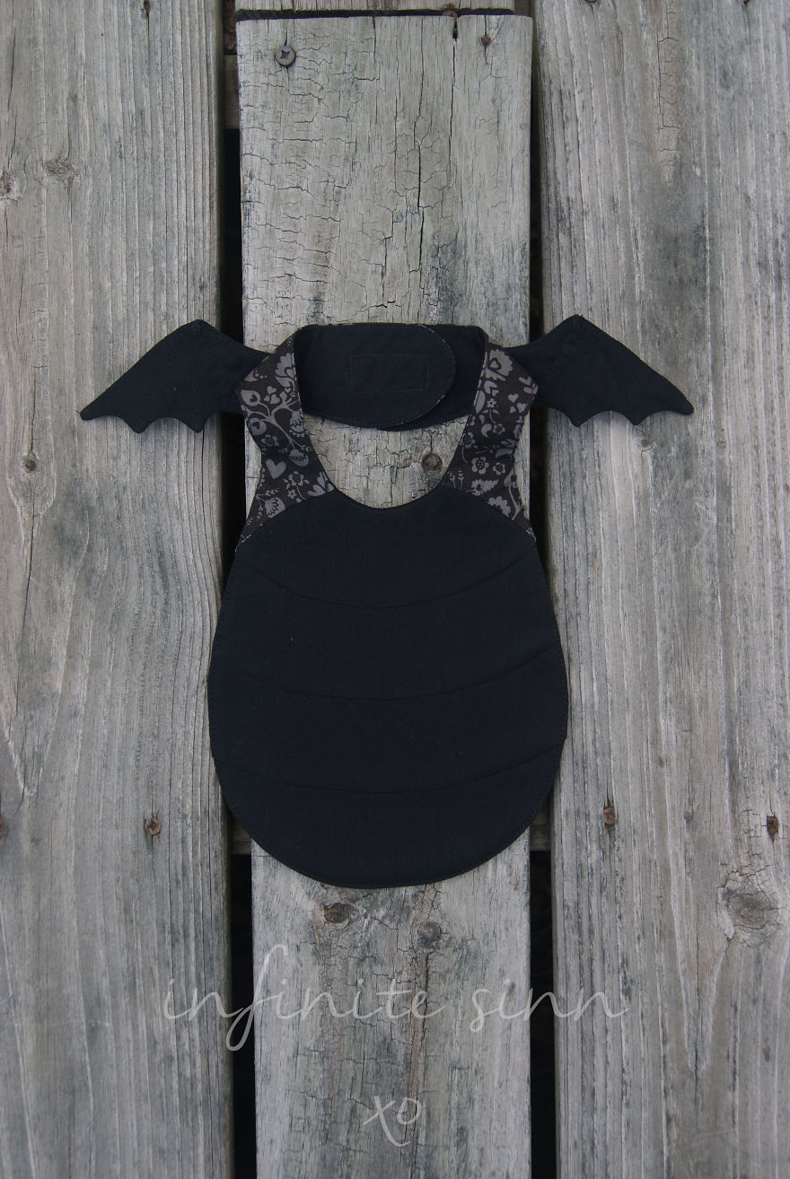 I Designed Whimsical Baby Bibs Inspired By Game Of Thrones