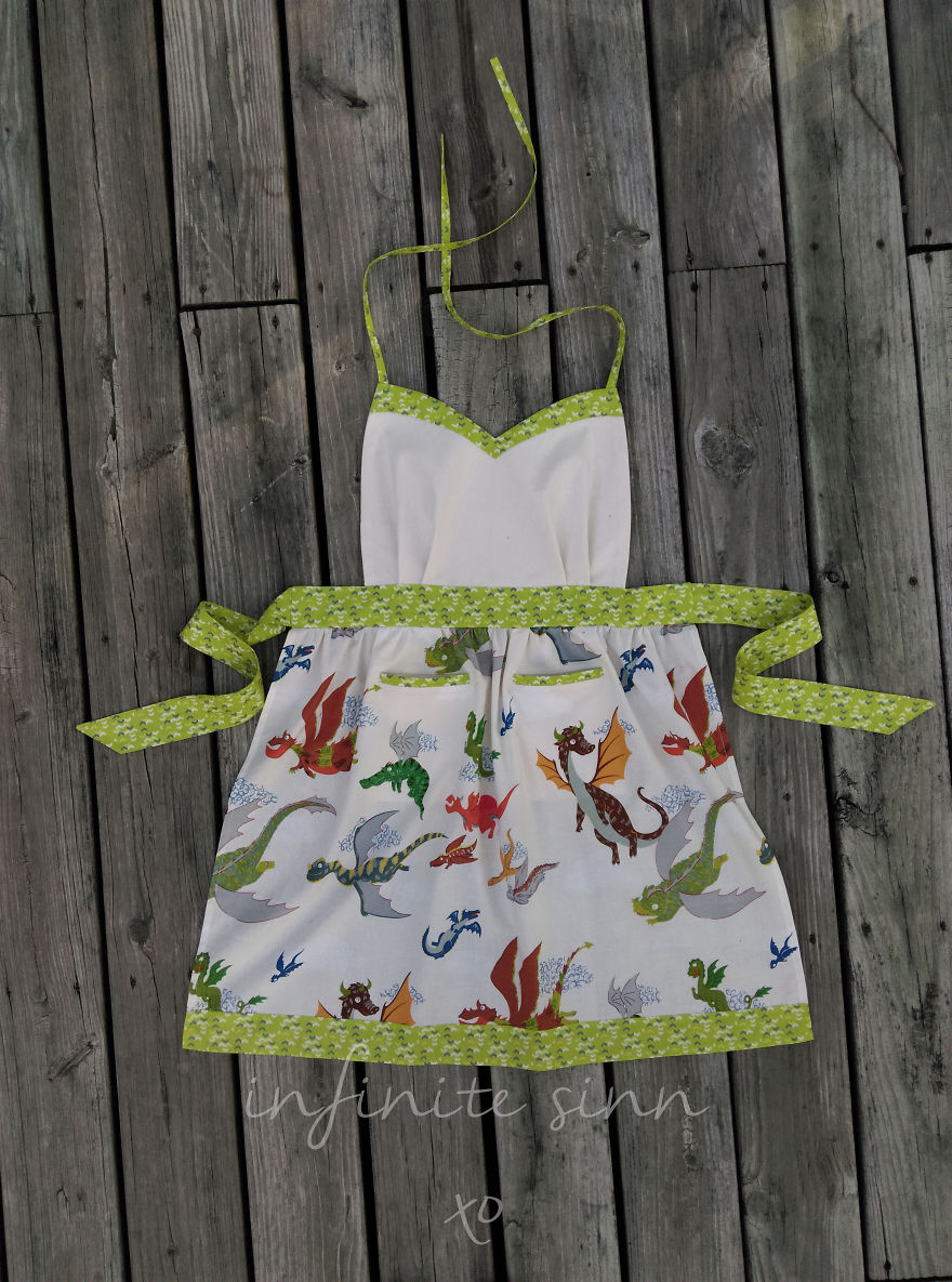 I Designed Whimsical Baby Bibs Inspired By Game Of Thrones