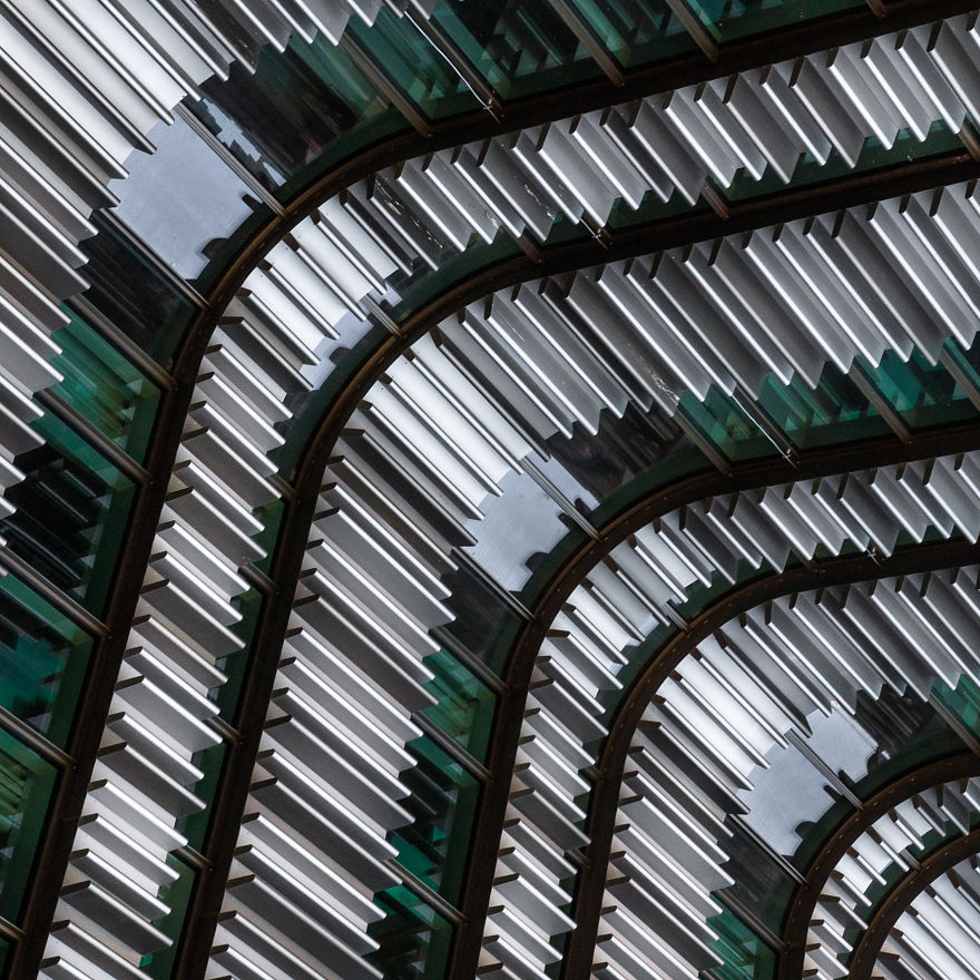 I Take Minimalist Photos Of Buildings Across Europe