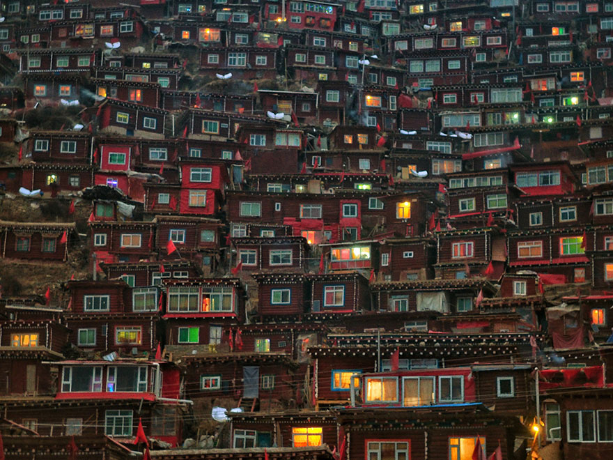 I Quit My Studies At The Age Of 18 And Traveled To 97 Countries Since Then