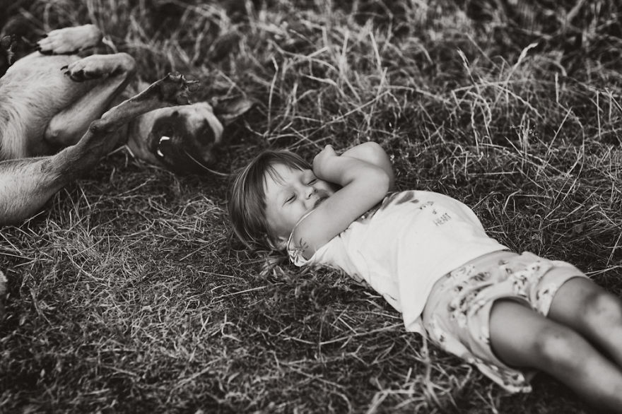 I Document My Kids Spending Idyllic Summers Without Computers I Document My Kids Spending Idyllic Summers Without Computers