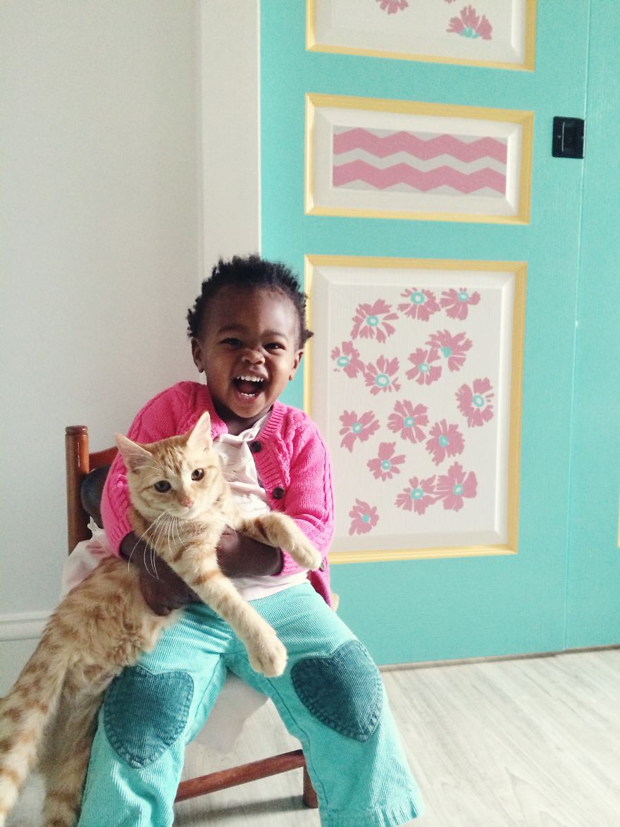 Libby And Elsa: The Adorable Relationship Between A Toddler And Her Kitty