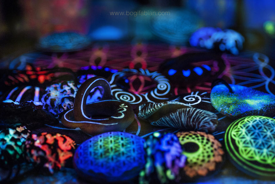 Glowing-In-Dark Ceramics Created By Hungarian Artist Bogi Fabian
