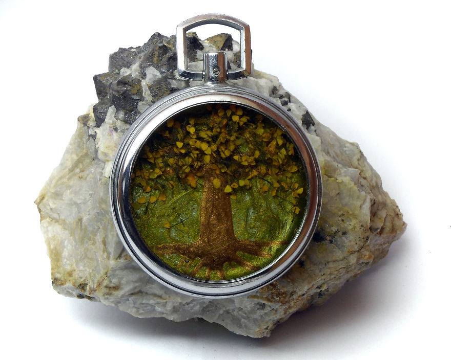 I Make Medallions With Mini Trees And Old Watches