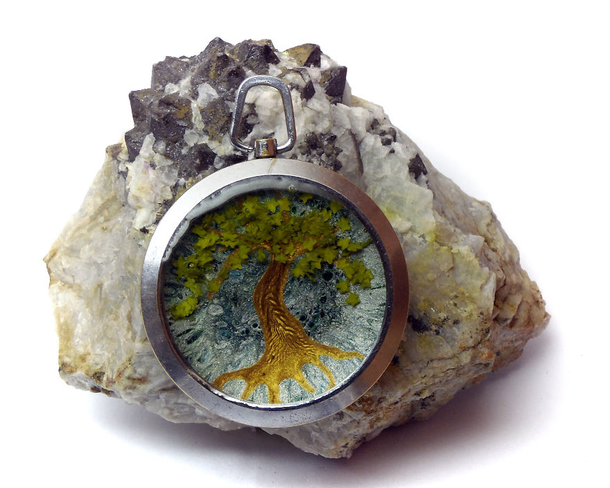 I Make Medallions With Mini Trees And Old Watches