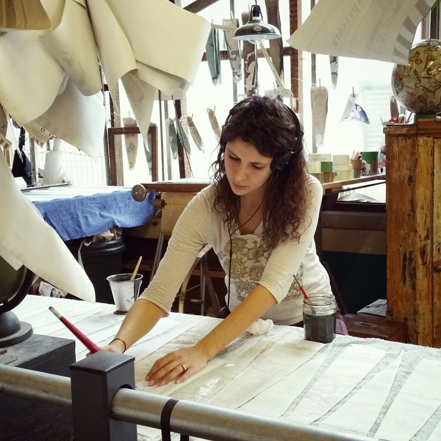 One Of The World’s Last Remaining Globe-Makers That Use The Ancient Art Of Making Globes By Hand One Of The World’s Last Remaining Globe-Makers That Use The Ancient Art Of Making Globes By Hand