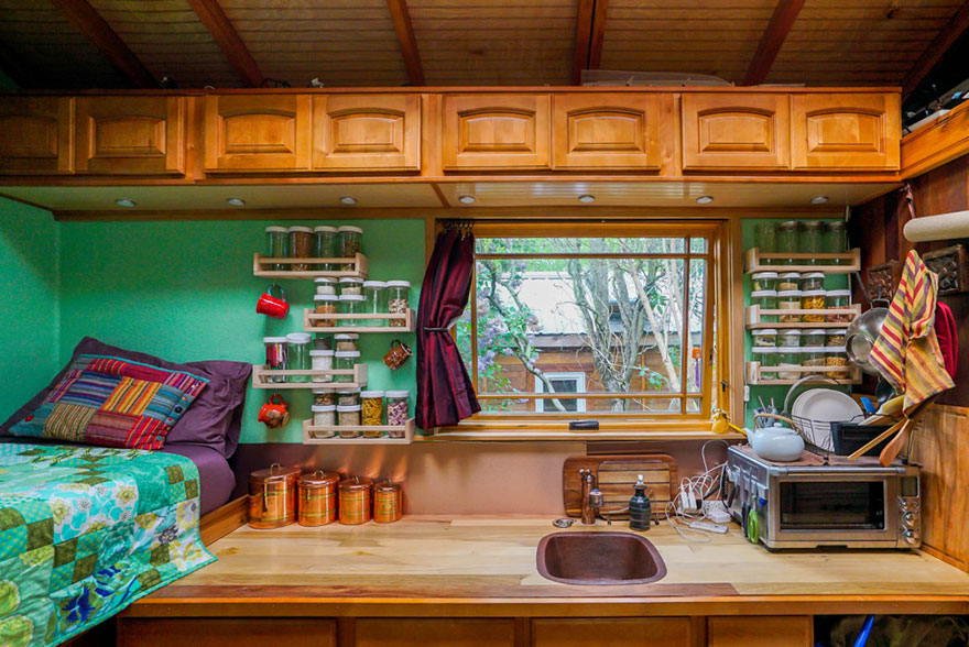 These People Live In Houses Smaller Than Your Bedroom These People Live In Houses Smaller Than Your Bedroom