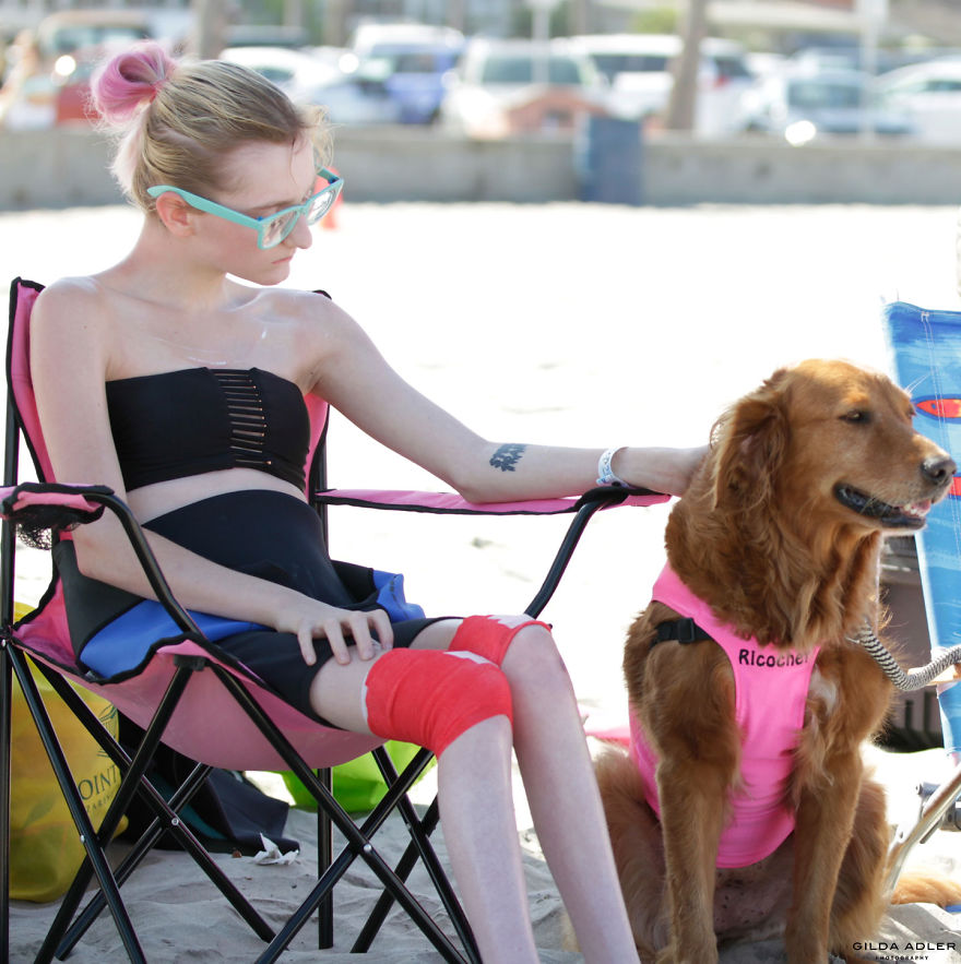 Two Sisters With Same Terminal Illness Catch Waves With My Surfing Dog Two Sisters With Same Terminal Illness Catch Waves With My Surfing Dog