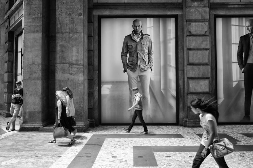 Italian Street Photography By Eolo Perfido Italian Street Photography By Eolo Perfido