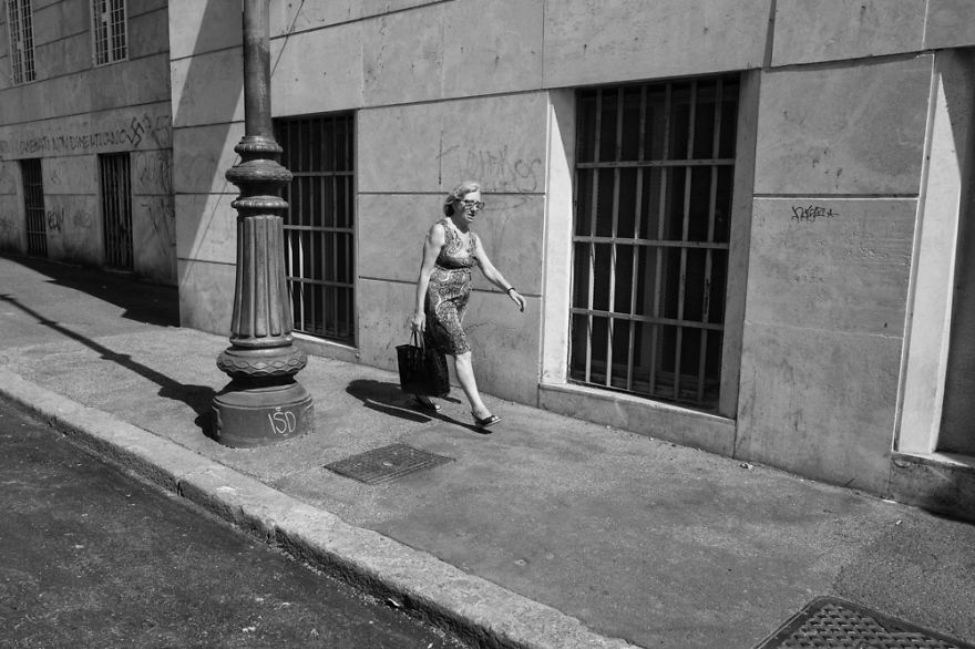 Italian Street Photography By Eolo Perfido