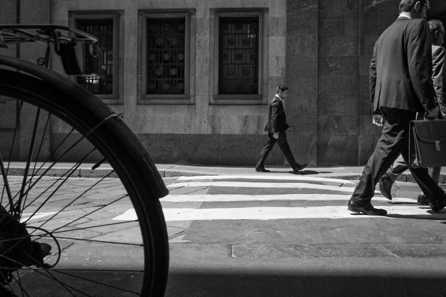 Italian Street Photography By Eolo Perfido