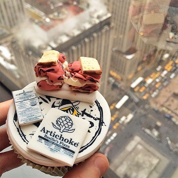 We Make Celebrity Lookalike Cupcakes And Let Them Eat Themselves