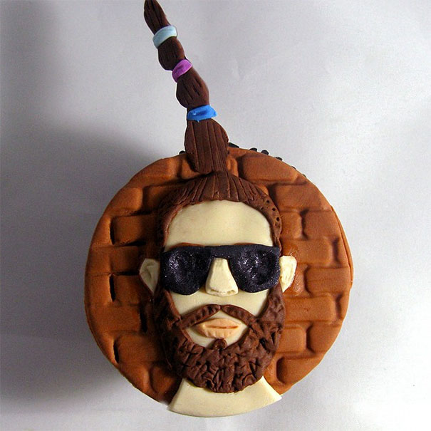 We Make Celebrity Lookalike Cupcakes And Let Them Eat Themselves